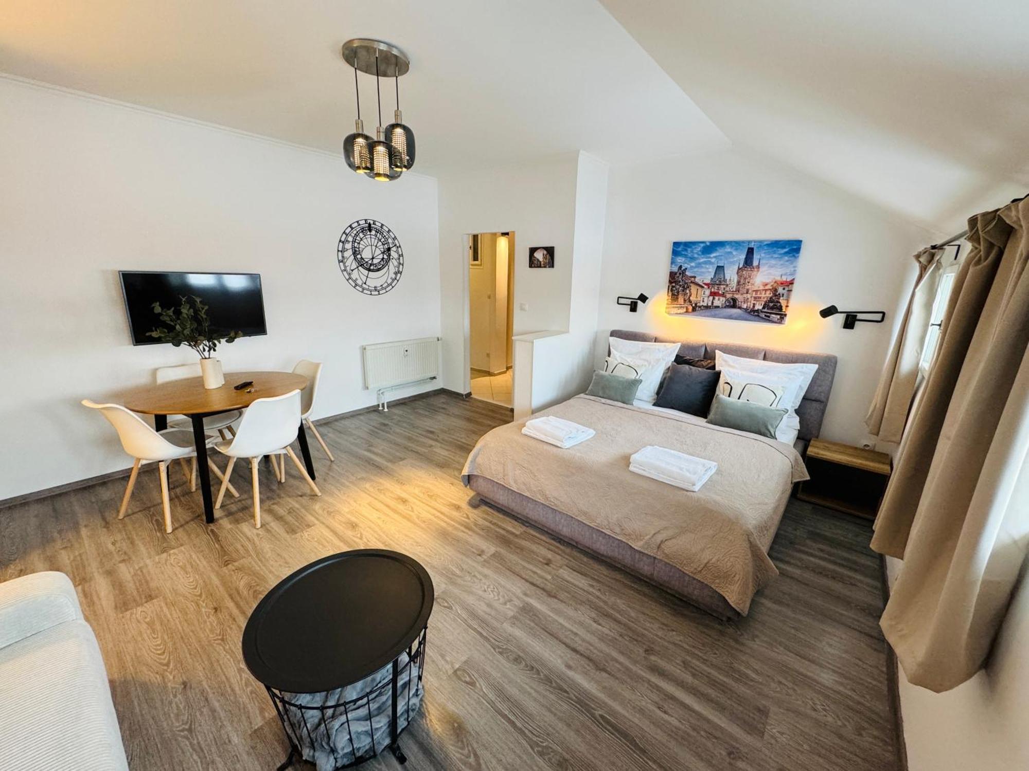 Beautiful Apartment Dlouha プラハ エクステリア 写真